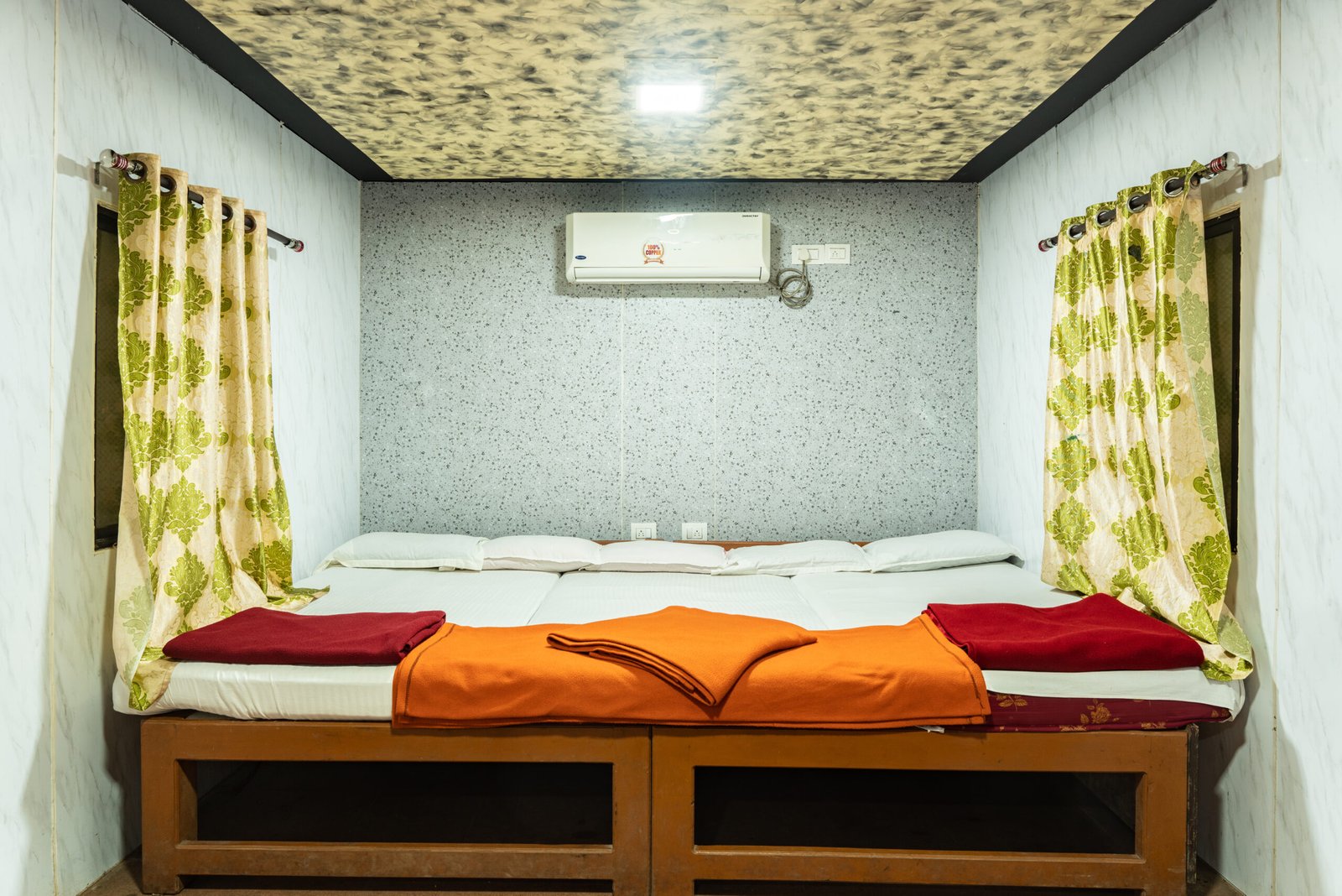 deluxe rooms in dandeli